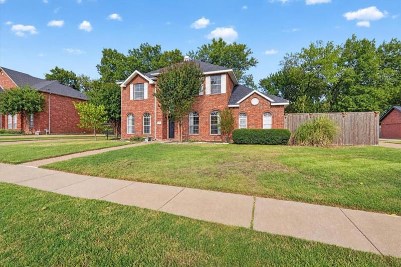 153 Wellington Lane, Heath TX 75032 - Photo 2