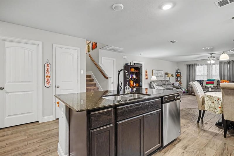 360 Daleview Drive, Kennedale TX 76060 - Photo 10