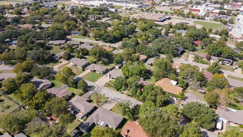 1212 Briarwood Drive, Cleburne TX 76033 - Photo 36