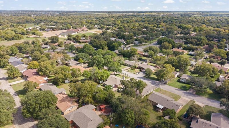 1212 Briarwood Drive, Cleburne TX 76033 - Photo 35