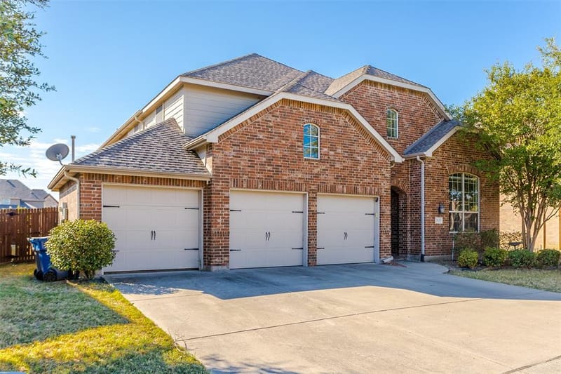 2620 Tradewinds Drive, Little Elm TX 75068 - Photo 2