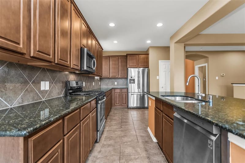 2620 Tradewinds Drive, Little Elm TX 75068 - Photo 6