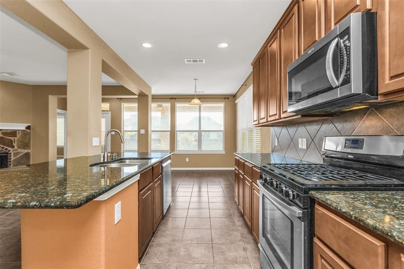 2620 Tradewinds Drive, Little Elm TX 75068 - Photo 7