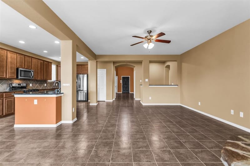 2620 Tradewinds Drive, Little Elm TX 75068 - Photo 5