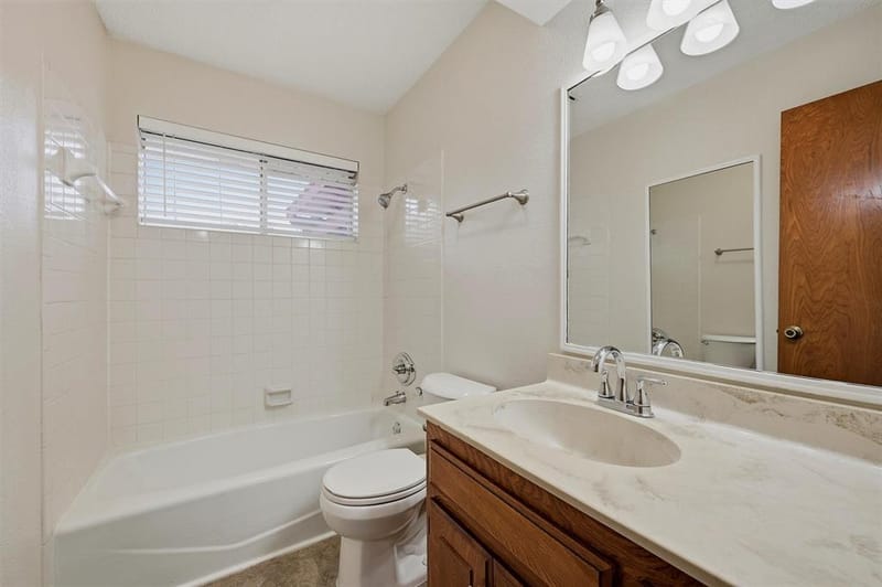 2110 Oak Creek Circle, Sherman TX 75092 - Photo 19