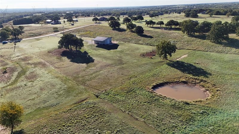 205 Rolling Hills Boulevard, Alvord TX 76225