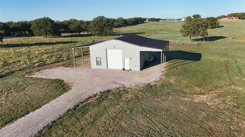 205 Rolling Hills Boulevard, Alvord TX 76225 - Photo 24