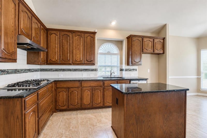 7311 Padilla, Grand Prairie TX 75054 - Photo 9