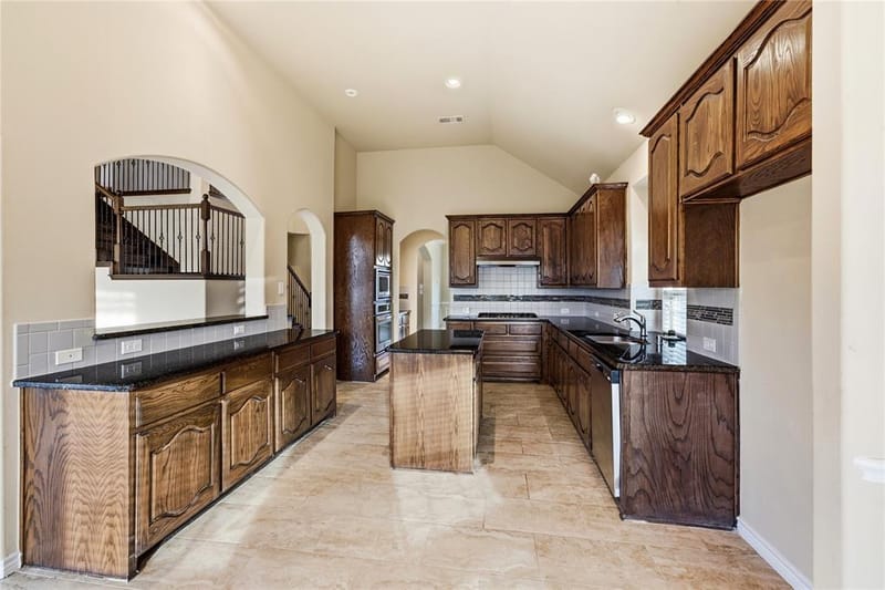 7311 Padilla, Grand Prairie TX 75054 - Photo 8