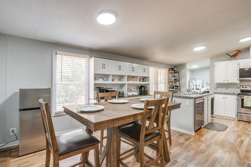 116 N Skyline Court, Cresson TX 76035 - Photo 7