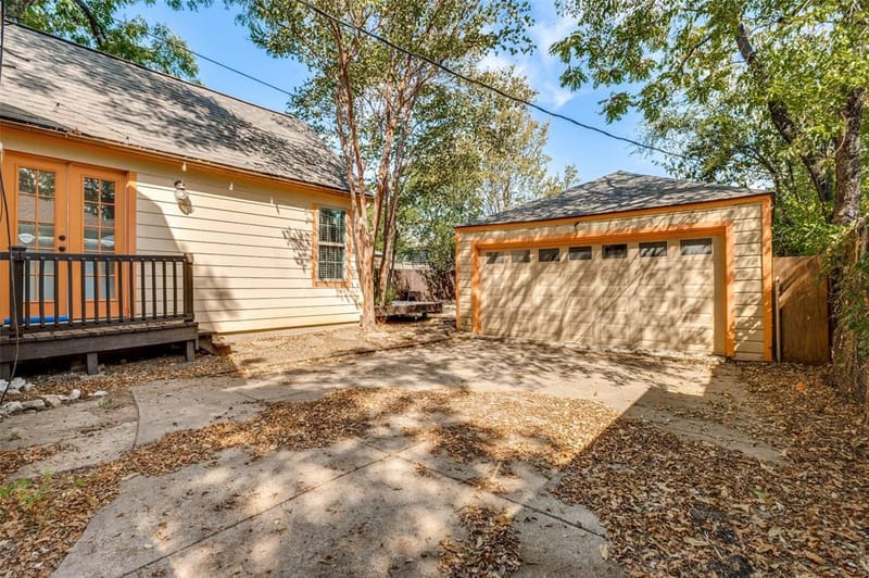 2219 Carnes Street, Dallas TX 75208 - Photo 18