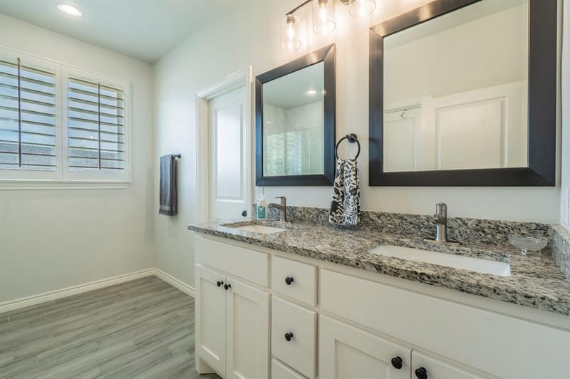 1004 Mojave Trail, Granbury TX 76048 - Photo 10