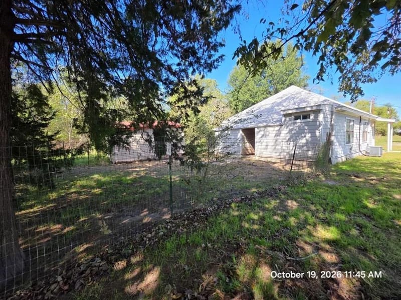 4924 County Road 4720, Cumby TX 75433 - Photo 12
