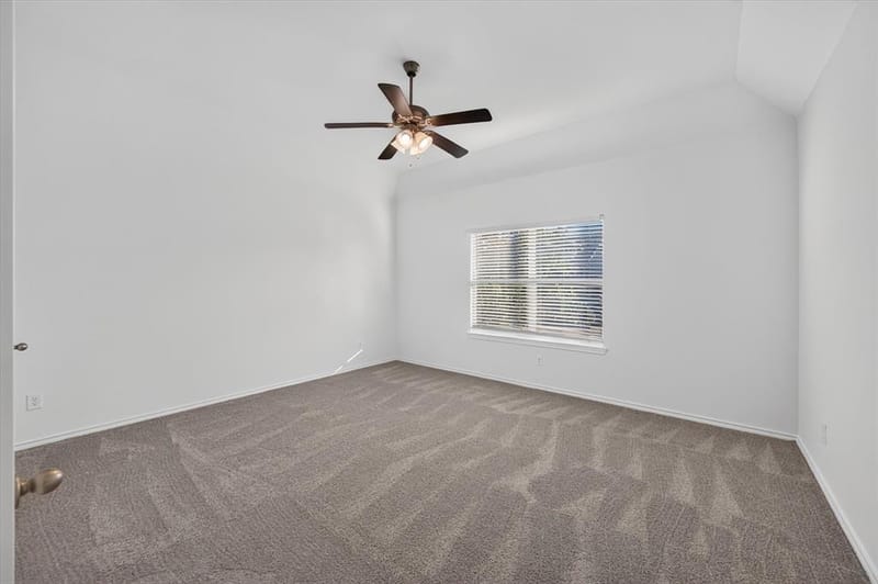 4021 Aurora Lane, Heartland TX 75126 - Photo 13