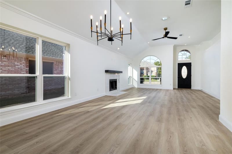 2048 Bay View Drive, Irving TX 75060 - Photo 12