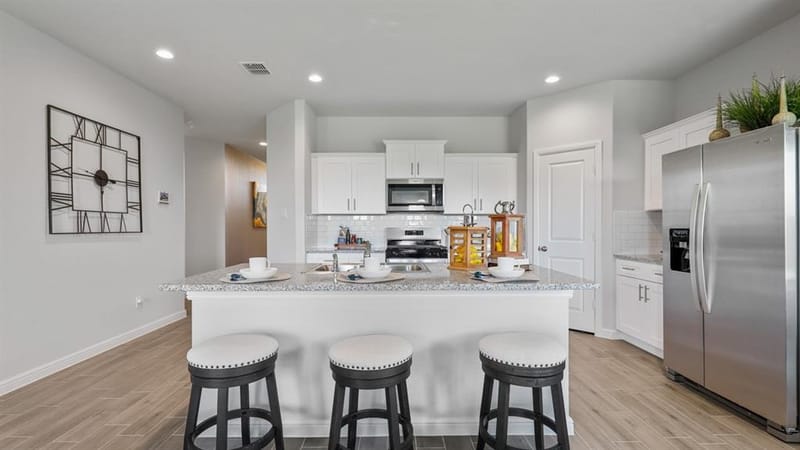 4353 MILL STREAM Lane, Fort Worth TX 76036 - Photo 9