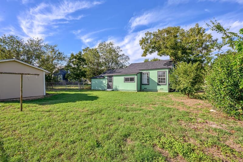 1010 SE 20th Street, Mineral Wells TX 76067 - Photo 27