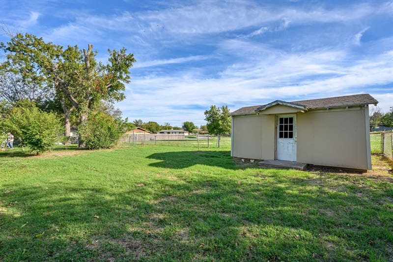 1010 SE 20th Street, Mineral Wells TX 76067 - Photo 28