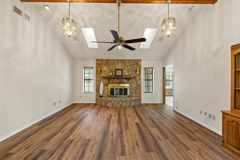 712 Beard Avenue, Robinson TX 76706 - Photo 7