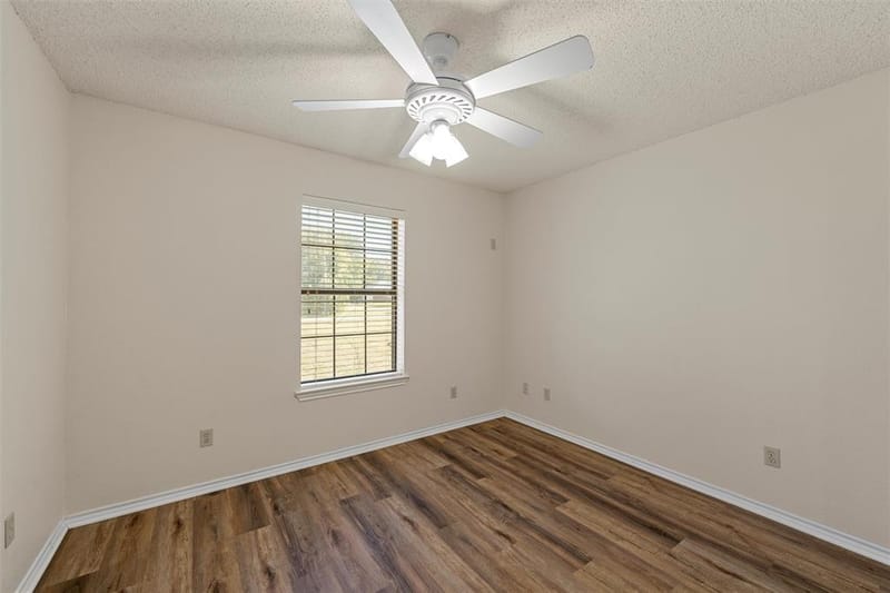 712 Beard Avenue, Robinson TX 76706 - Photo 20