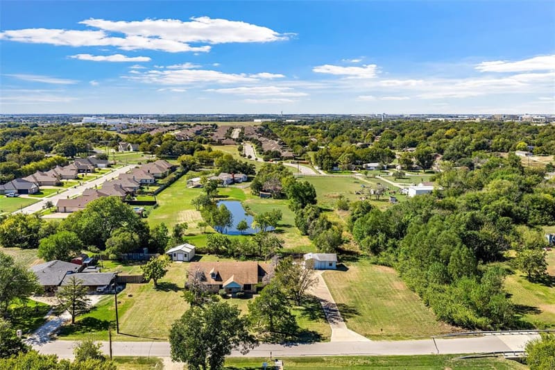 712 Beard Avenue, Robinson TX 76706 - Photo 39