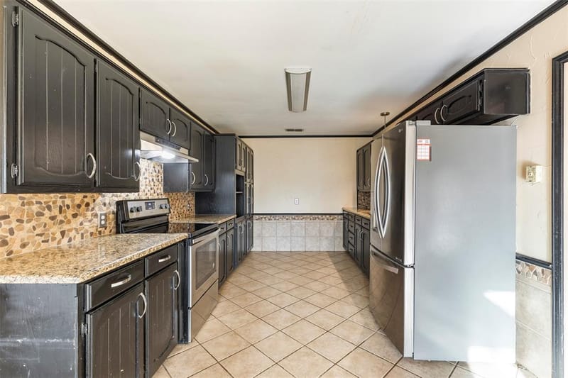 900 Stonelake Drive, Cleburne TX 76033 - Photo 7