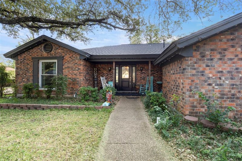 900 Stonelake Drive, Cleburne TX 76033 - Photo 3