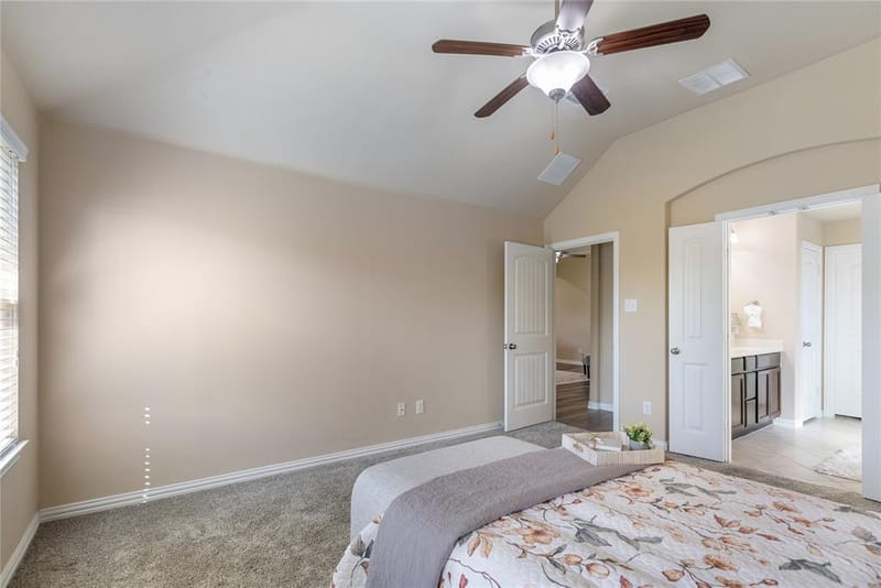 14613 Gilley Lane, Fort Worth TX 76052 - Photo 11
