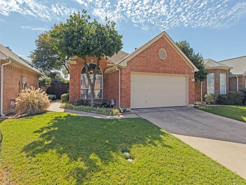 2206 Jasmine Lane, Garland TX 75044