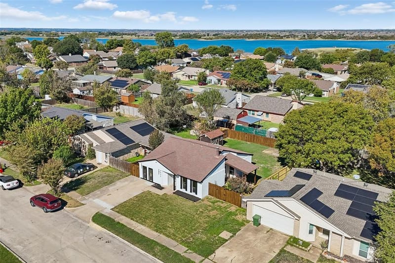 4232 Caldwell Avenue, The Colony TX 75056 - Photo 17