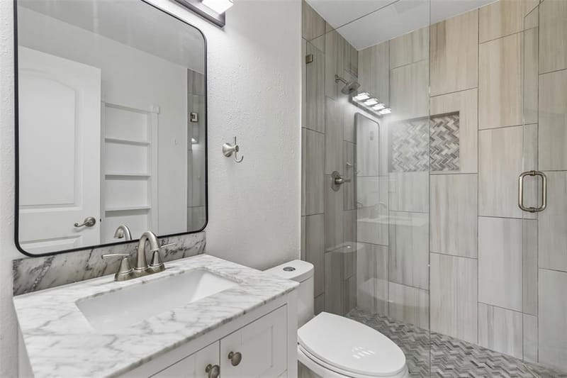 4232 Caldwell Avenue, The Colony TX 75056 - Photo 9