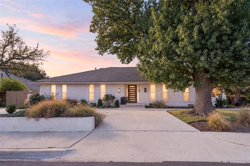 6112 E Lovers Lane, Dallas TX 75214