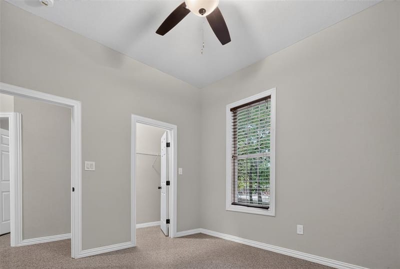 180 Garnet Road, Springtown TX 76082 - Photo 6