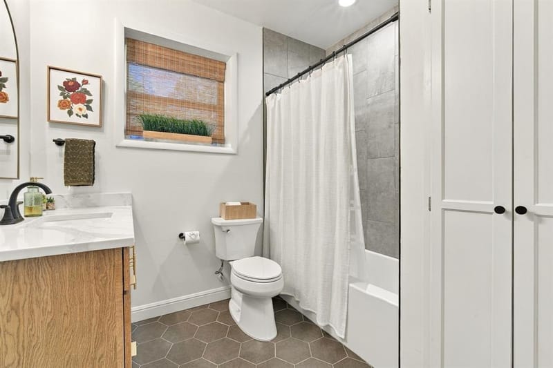 301 N Preston Street, Ennis TX 75119 - Photo 23