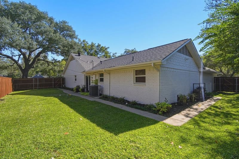 301 N Preston Street, Ennis TX 75119 - Photo 25