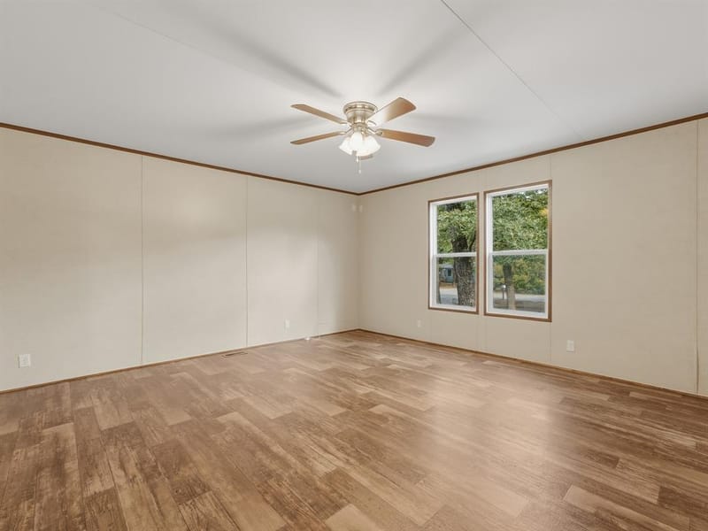 106 Summers Circle, Azle TX 76020 - Photo 15