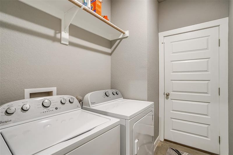 198 S Preston Street, Alvarado TX 76009 - Photo 17