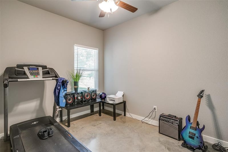198 S Preston Street, Alvarado TX 76009 - Photo 14