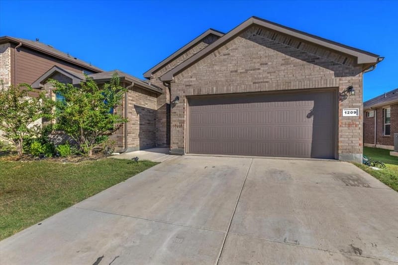 1209 Elgar Trail, Fort Worth TX 76247 - Photo 4