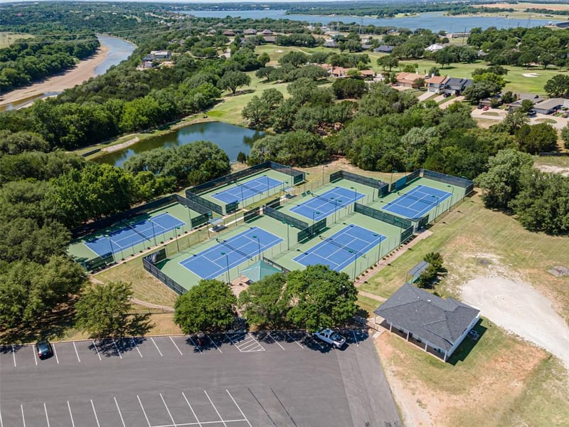 7006 Westover Drive, Granbury TX 76049 - Photo 13
