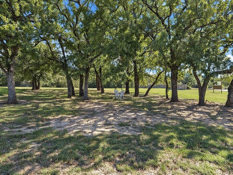 104 Silver Lakes Drive, Sunset TX 76270 - Photo 33