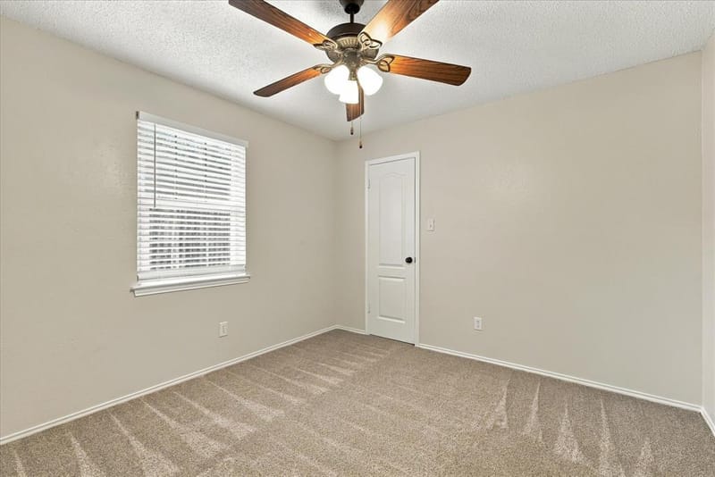 4801 Crest Drive, Arlington TX 76017 - Photo 23