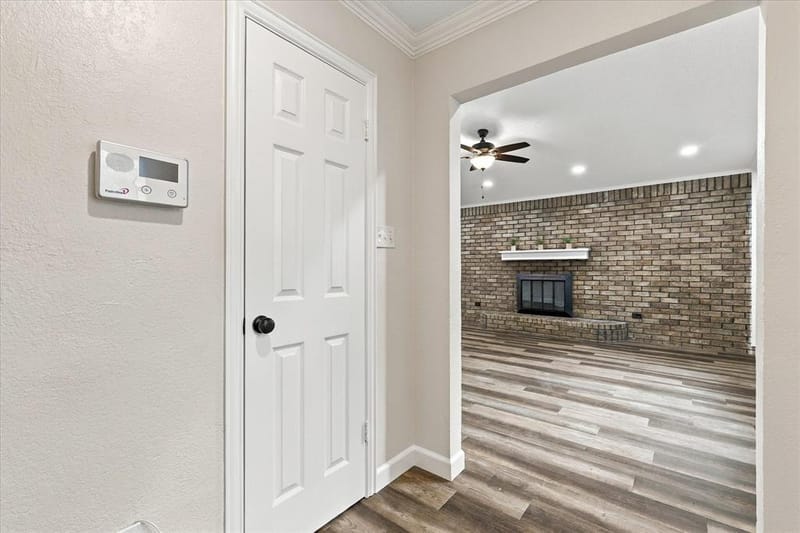 4801 Crest Drive, Arlington TX 76017 - Photo 27