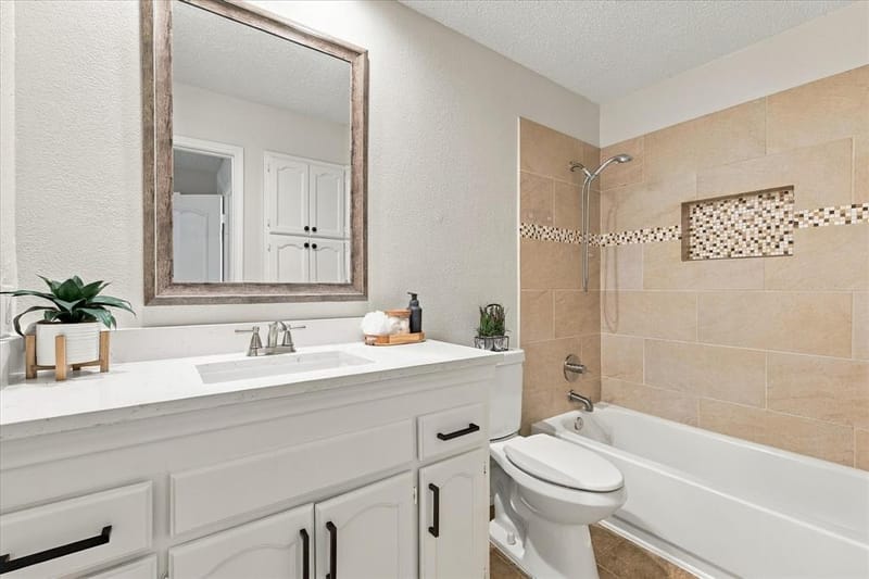 4801 Crest Drive, Arlington TX 76017 - Photo 18