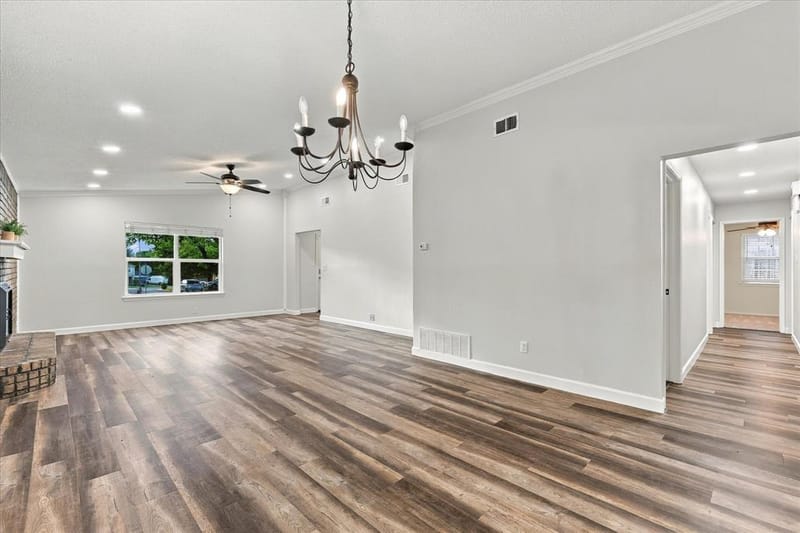 4801 Crest Drive, Arlington TX 76017 - Photo 4