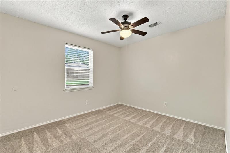4801 Crest Drive, Arlington TX 76017 - Photo 21