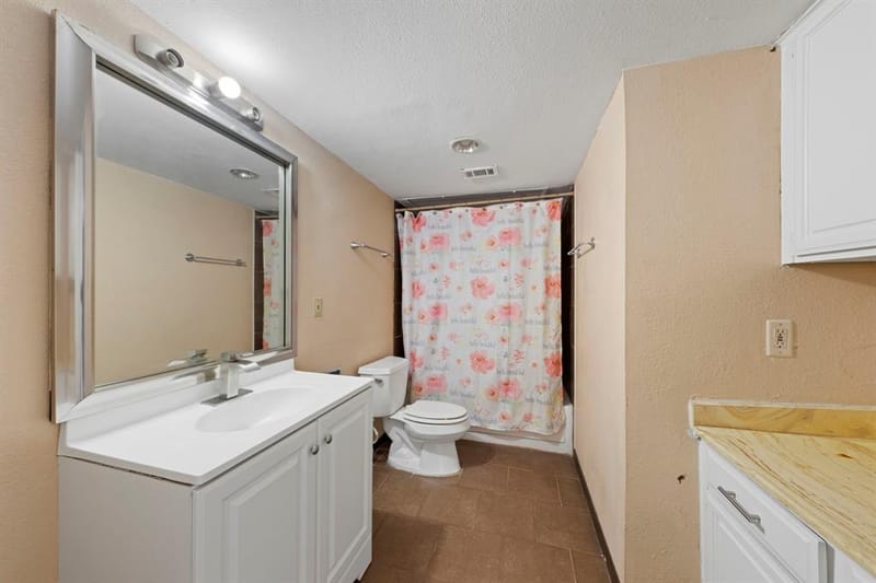 8560 Park Lane, Dallas TX 75231 - Photo 13