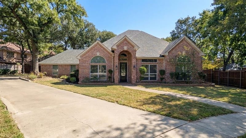 804 Woodbury Court, Keller TX 76248