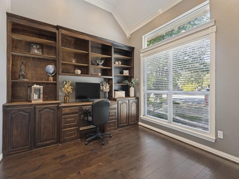 804 Woodbury Court, Keller TX 76248 - Photo 10