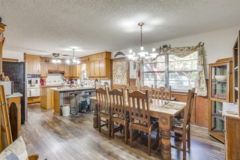 8112 County Rd 1014, Joshua TX 76058 - Photo 7